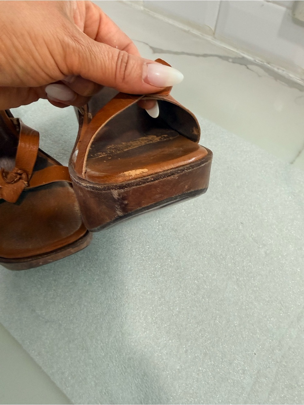 Y2K SCHUTZ Brown Leather Wedge Sandals with Floral Inlay - Picture 4 of 8